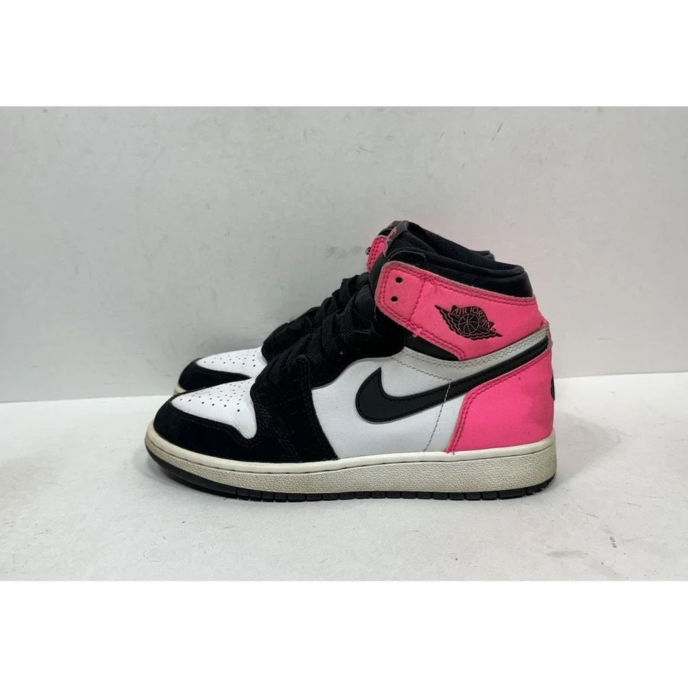 Air Jordan 1 High OG GS Valentine's Day GS Size 4Y / Womens 5.5 881426-009